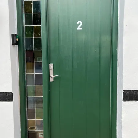 Luxury Curchi 2 * בילונד