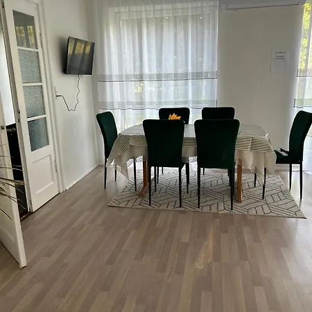 Family Retreat Near & Legoland 2 Apartment Billund