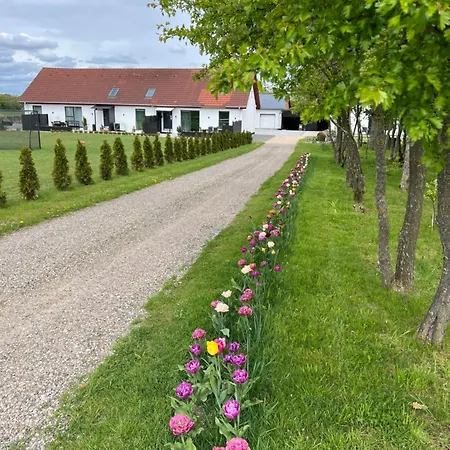 Apartment Family Retreat Near & Legoland 2 *
