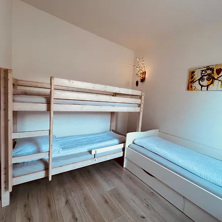 Family Retreat Near & Legoland 2 Apartman *